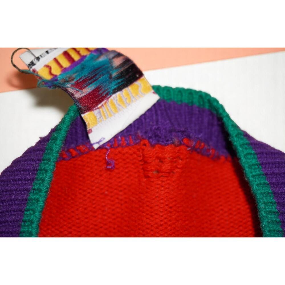 Vintage Mickey & Minnie Mouse Kids Sweater – Mickey’s Stuff for Kids 90s Disney - Picture 5 of 9